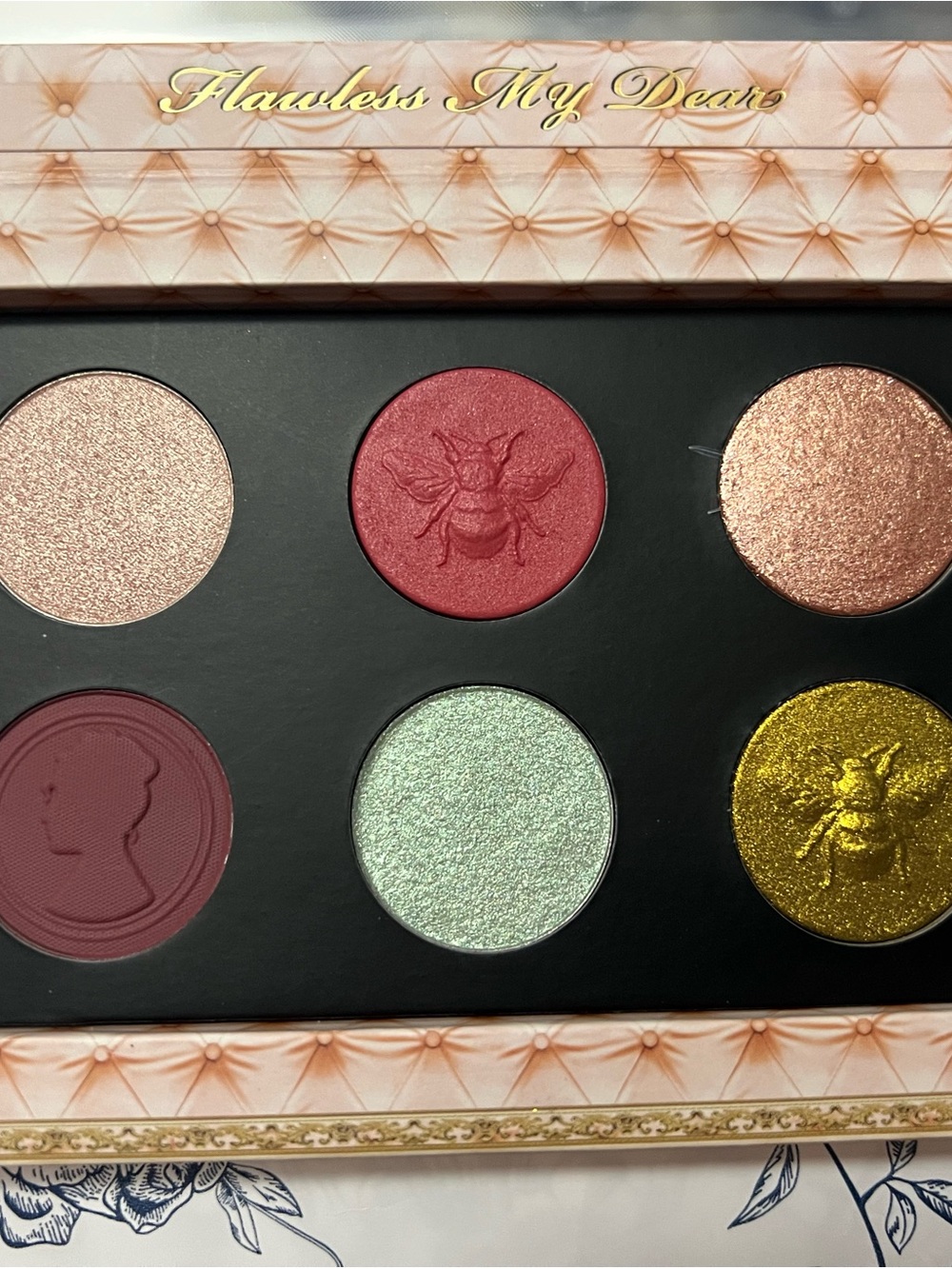 Pat McGrath Labs x Bridgerton Eyeshadow Palette - Pink & Gold Packaging - Picture 4 of 5
